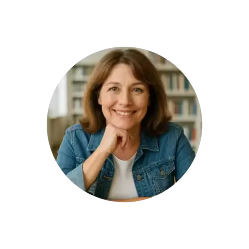 Tarologue intuitive pour vous accompagner et vous guider par le Tarot